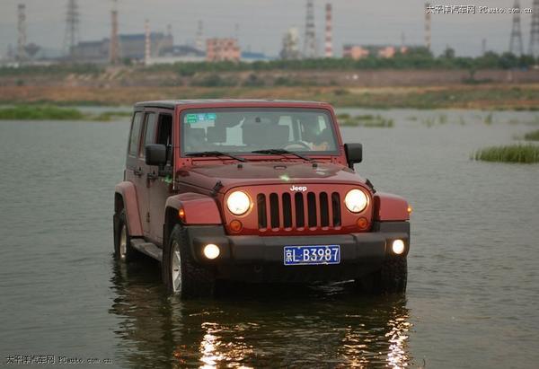 原装进口 jeep系列车型现车销售中 高清图片
