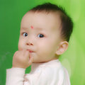 �h����