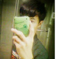��r. ��