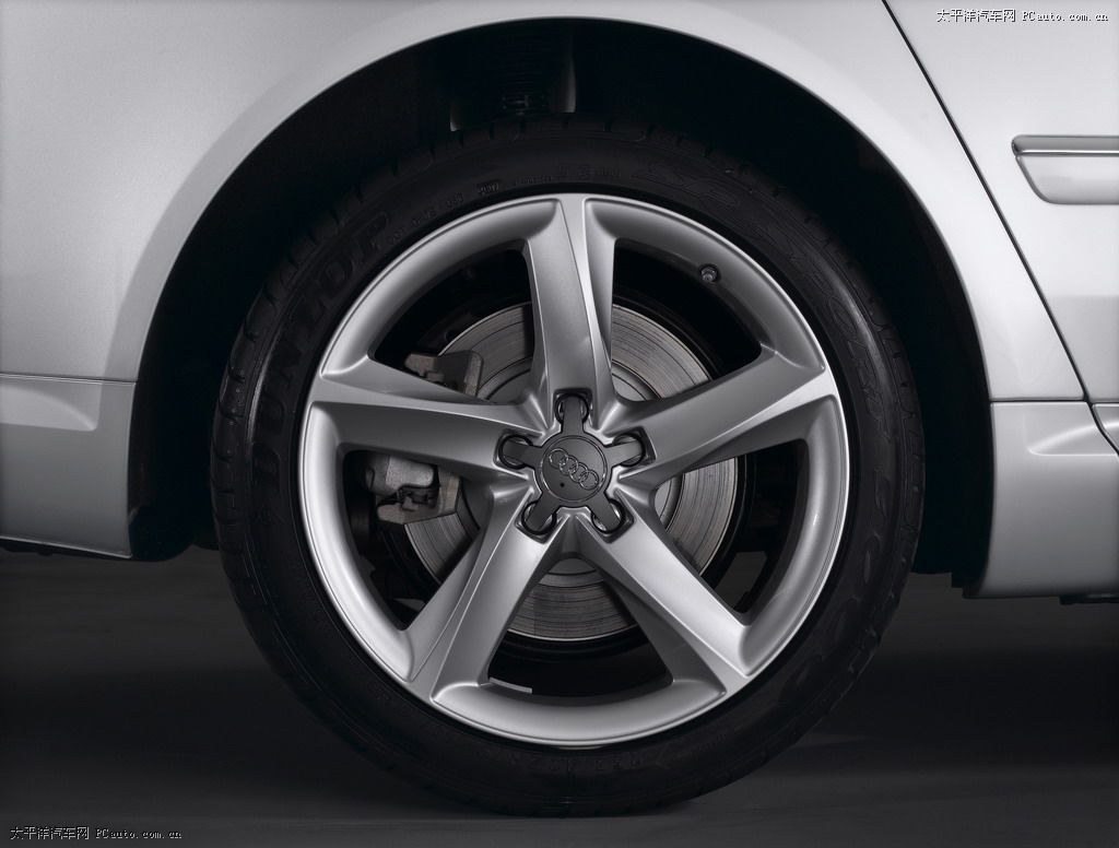 奧迪A8車展高清大圖