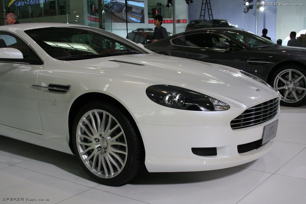 DB9DƬ