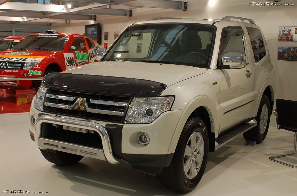 帕杰羅(進(jìn)口)車展高清大圖