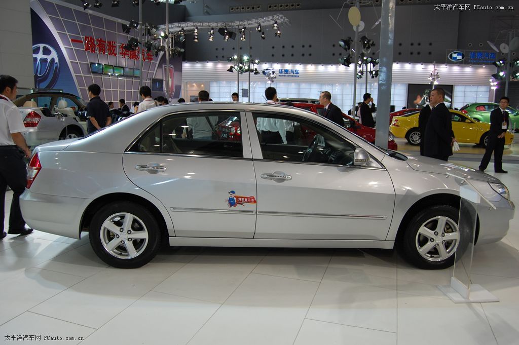 比亞迪F6車展高清大圖