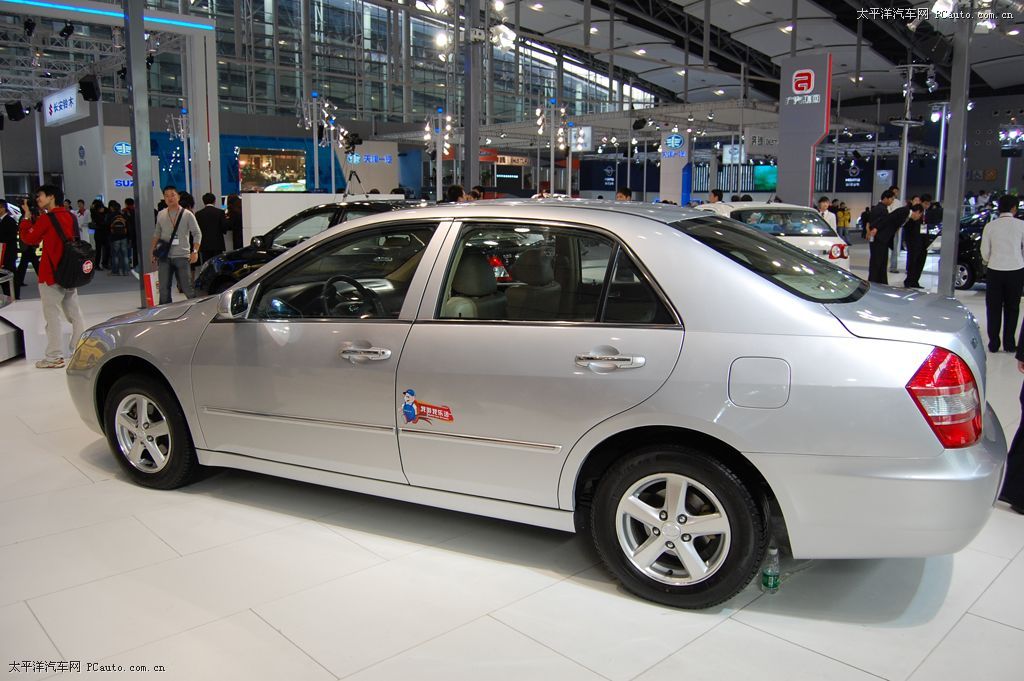 比亞迪F6車展高清大圖