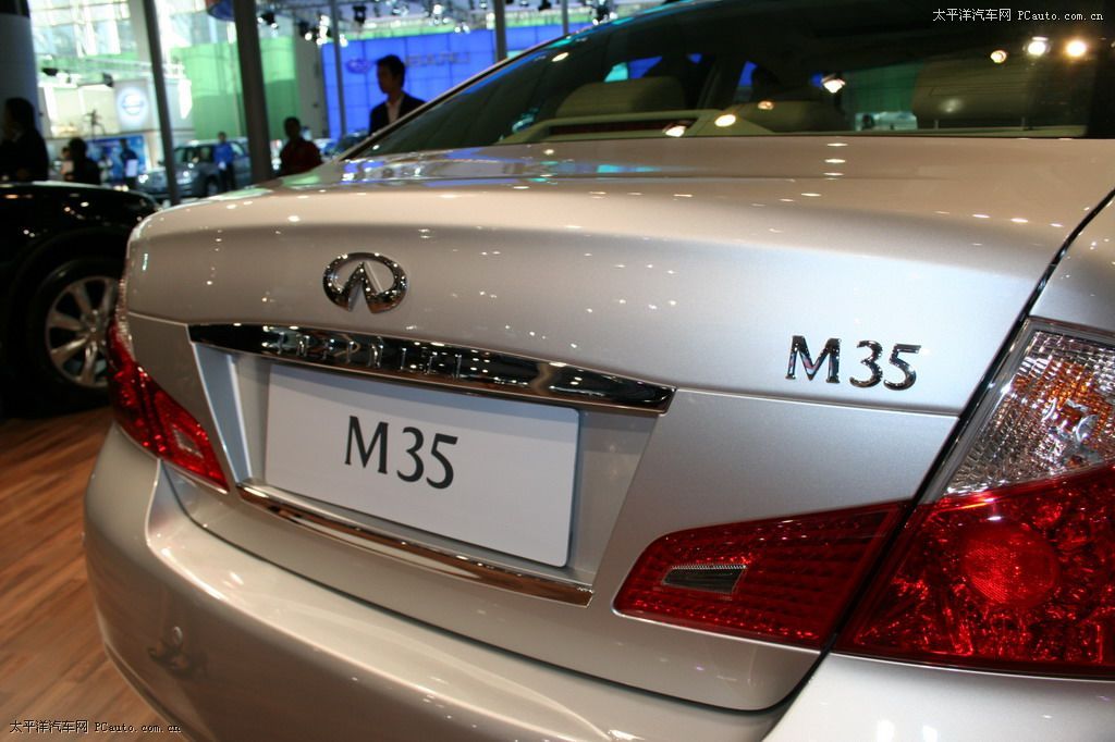 英菲尼迪M車展高清大圖