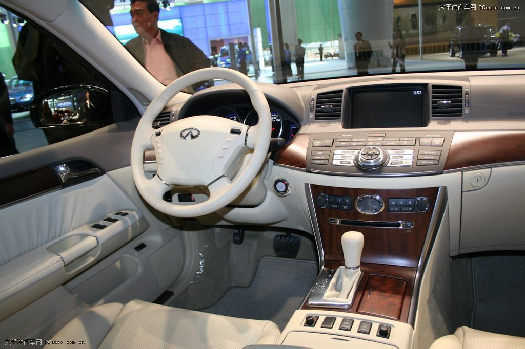 英菲尼迪M車展高清大圖