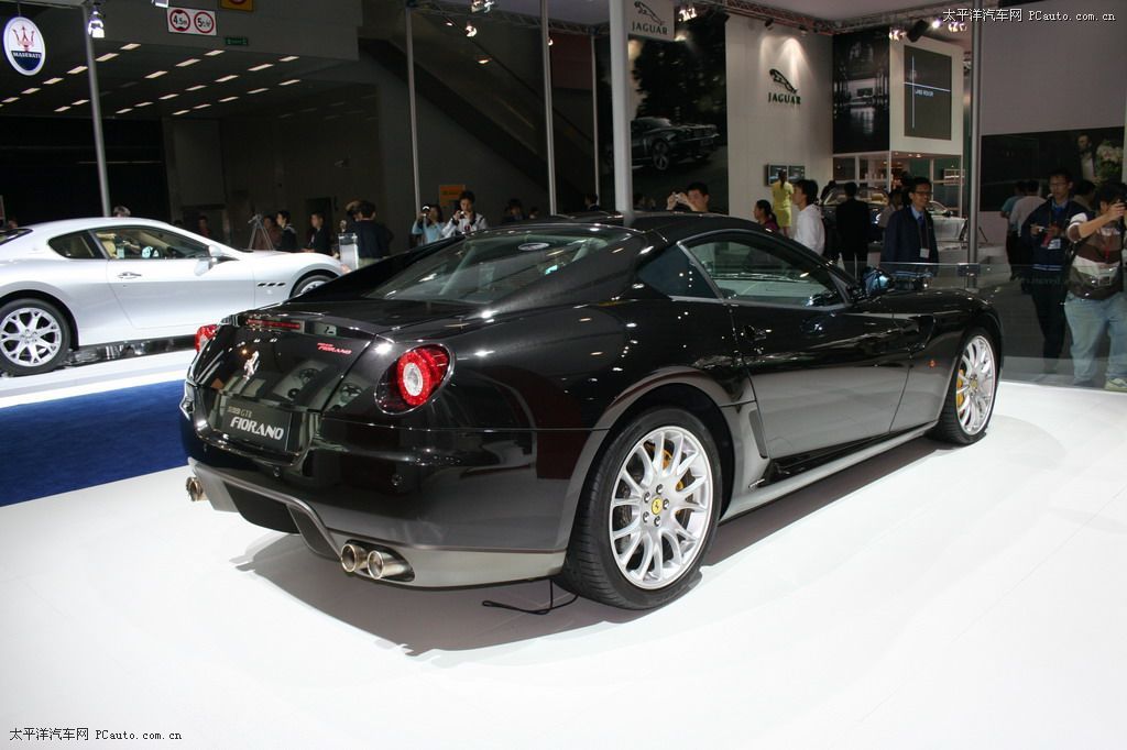 法拉利599車展高清大圖