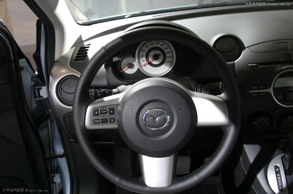 馬自達2車展高清大圖