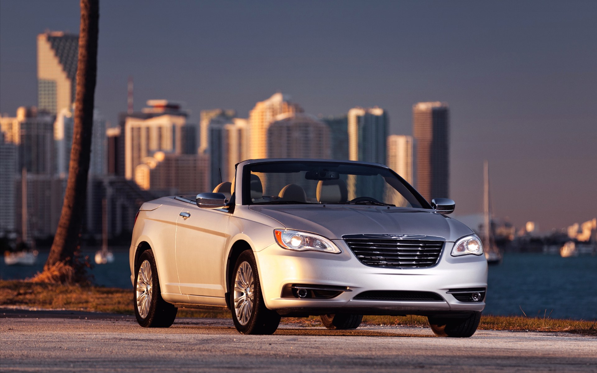 chrysler 克萊斯勒敞篷車 200 convertible 2011壁紙