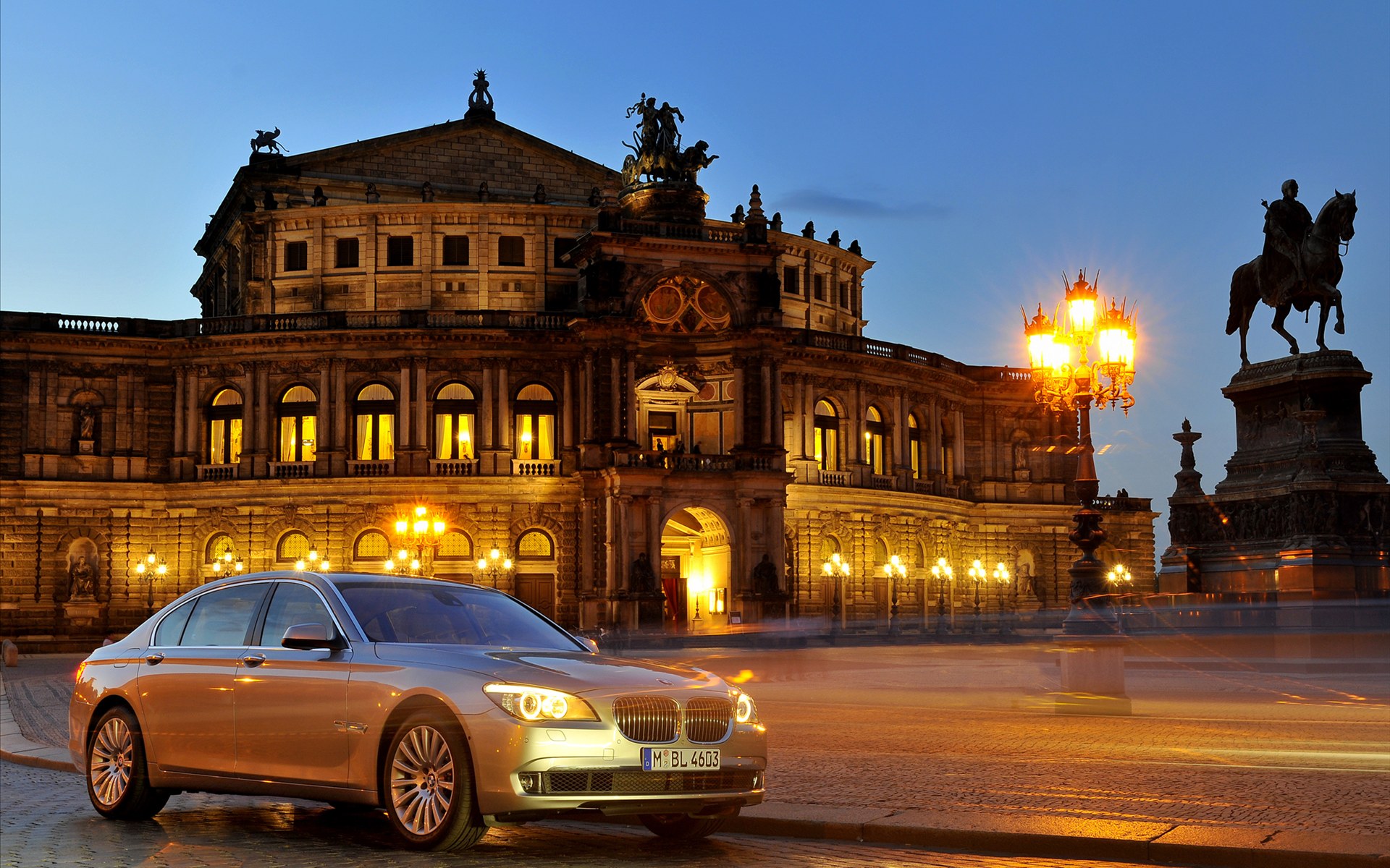 bmw 750li (寶馬7系)2011壁紙_汽車_太平洋電腦網